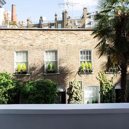 Gulaid House Knightsbridge By Bob W 5* London