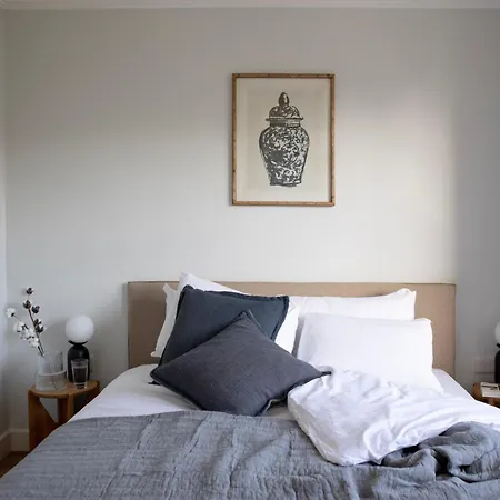 Gulaid House Knightsbridge By Bob W 5* London