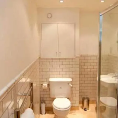 Bed & Breakfast Kennington London