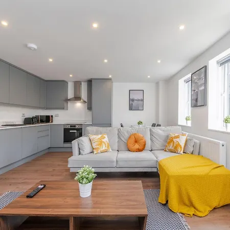 Apartment Modern - 2 Bedrooms 2 Bath - Battersea, Vauxhall & Nine Elms Station London