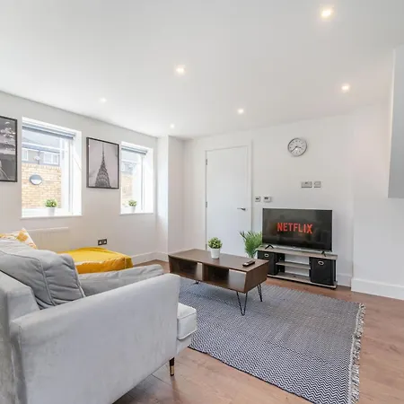 Apartment Modern - 2 Bedrooms 2 Bath - Battersea, Vauxhall & Nine Elms Station