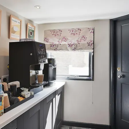 Harlingford 3* London