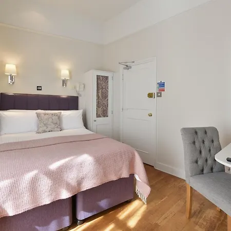 Hotel Harlingford