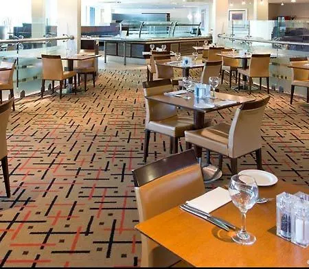 Leonardo London Heathrow Airport 4*