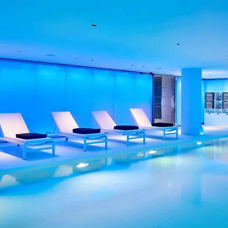Park Plaza Waterloo 4* Londýn