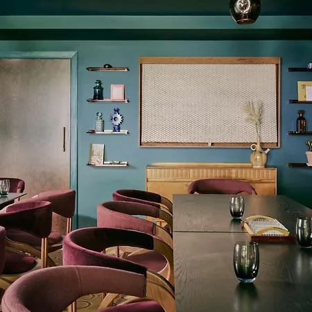 Hotel Ember Locke Kensington Londyn
