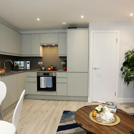 Aisiki Apartments: Pet-friendly Airconditioned Duplex In North Apartment