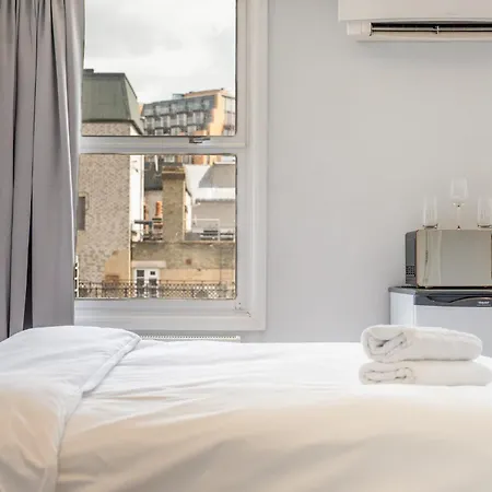 The Gloucester Residences Apartment *
