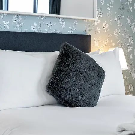 Stunning Flat On King's Road, Chelsea With Balcony Appartamento