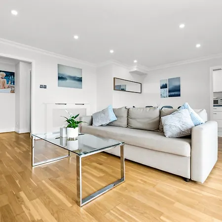 Appartamento Stunning Flat On King's Road, Chelsea With Balcony