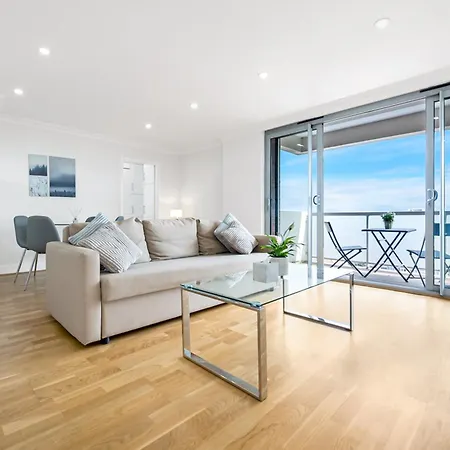 Stunning Flat On King's Road, Chelsea With Balcony Londra
