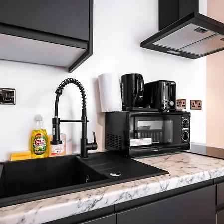 Spacious In Piccadilly Sleep 6 Vrb Londres