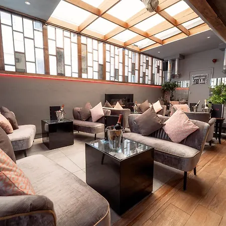 Karma Sanctum Soho 5*