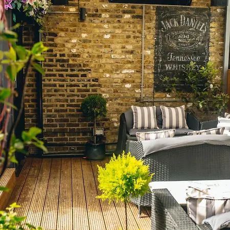 Karma Sanctum Soho 5*