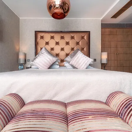 Karma Sanctum Soho Hotel