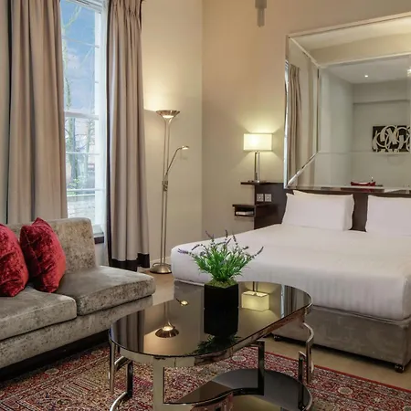 Doubletree By Hilton - Greenwich 4* Londres