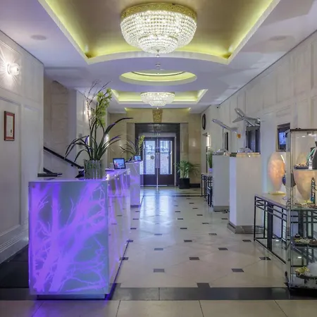 Doubletree By Hilton - Greenwich