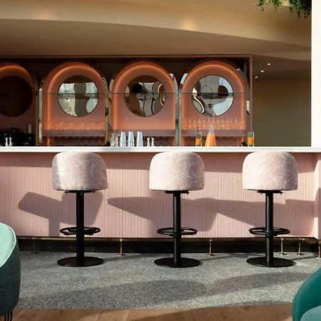 Hotel Art'otel Battersea Power Station, Powered By Radisson London