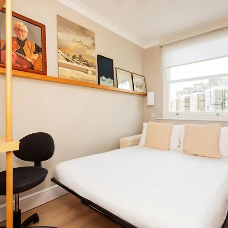 Veeve - Garden Square Serenity Apartman