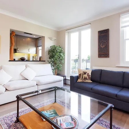 Apartman Veeve - Garden Square Serenity *