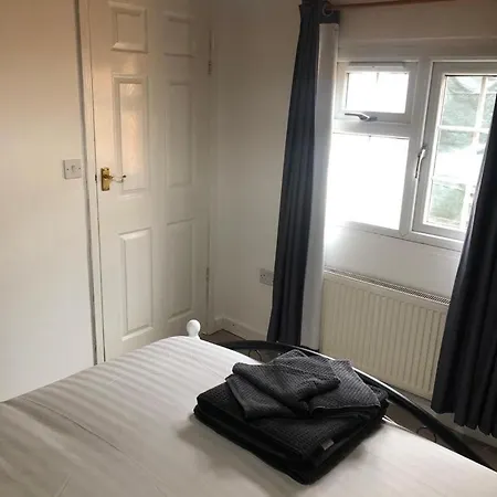 Alpha House Bed & Breakfast Londen