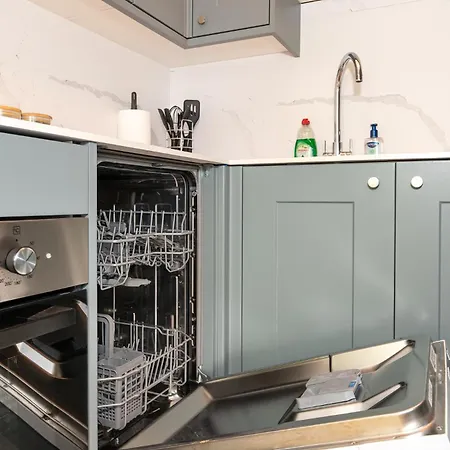 2-bedroom Victorian In Kensington