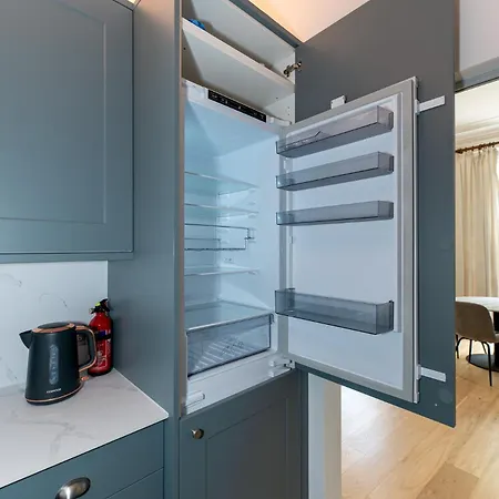 2-bedroom Victorian In Kensington