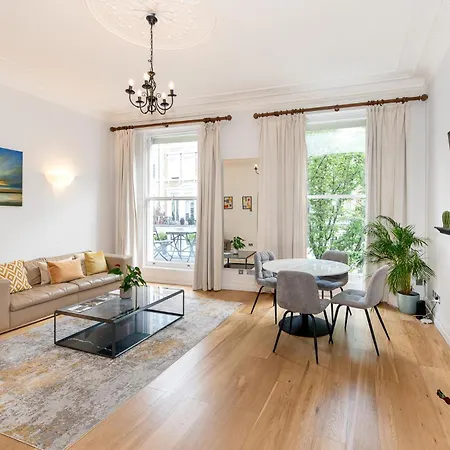 2-bedroom Victorian In Kensington * London