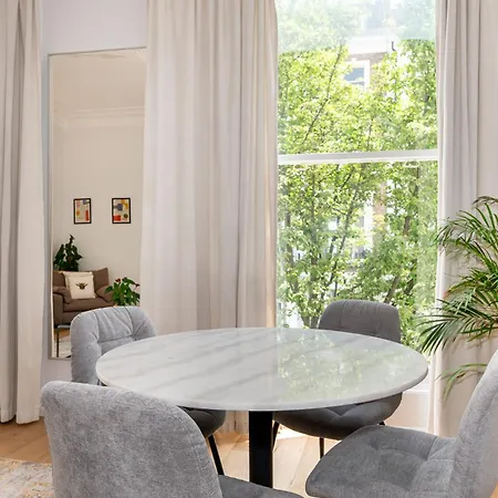 2-bedroom Victorian In Kensington
