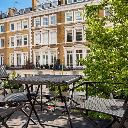 2-bedroom Victorian In Kensington *