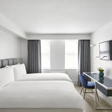 Hotel Metropolitan 5*
