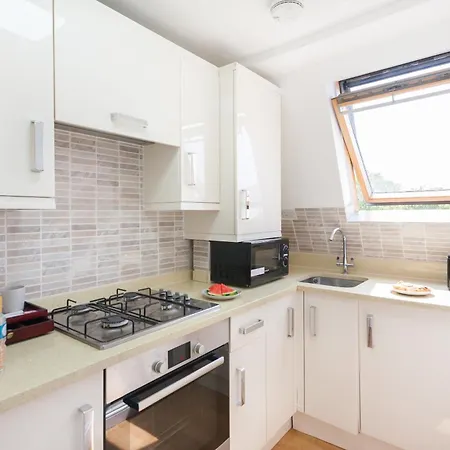 Holloway Budget - 1 Minute To Emirates Stadium - Next To Station - Center * Londýn