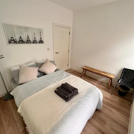 2 Modern Double In The Heart Of Brick Lane ゲストハウス ロンドン