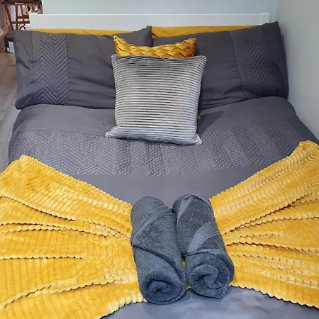 Apartment Cosy Studio Stadium Gem