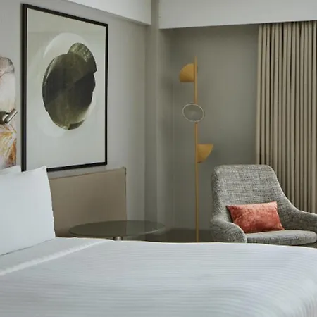 Marriott Kensington 4* Londýn