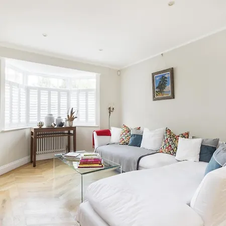 Holiday home Whoops-a-daisy 3 Bedroom In Notting Hill