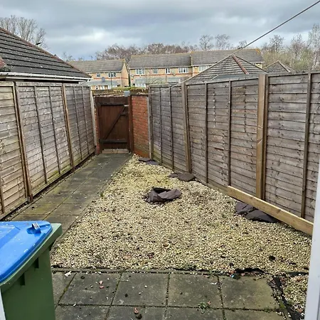 Apartment Lovely Two Bedroom Flat Thamesmead (Greater London)