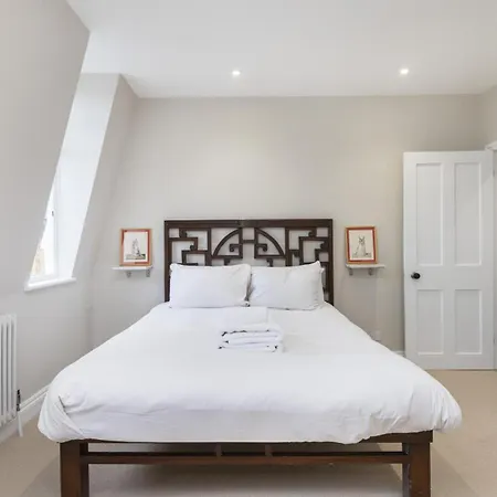 Whoops-a-daisy 3 Bedroom In Notting Hill Holiday home