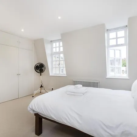 Whoops-a-daisy 3 Bedroom In Notting Hill Holiday home London