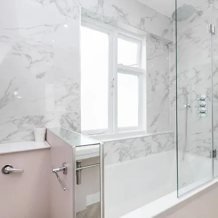 Whoops-a-daisy 3 Bedroom In Notting Hill Holiday home London
