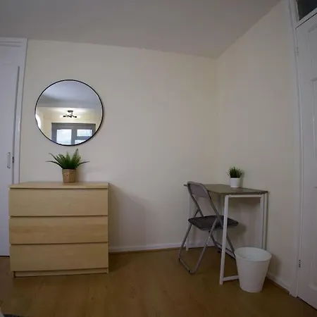 Apartamento 2 Bed Flat With Easy Access To Excel, Central London, City Airport, O2 Londres