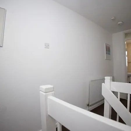 2 Bed Flat With Easy Access To Excel, Central London, City Airport, O2 * Londres