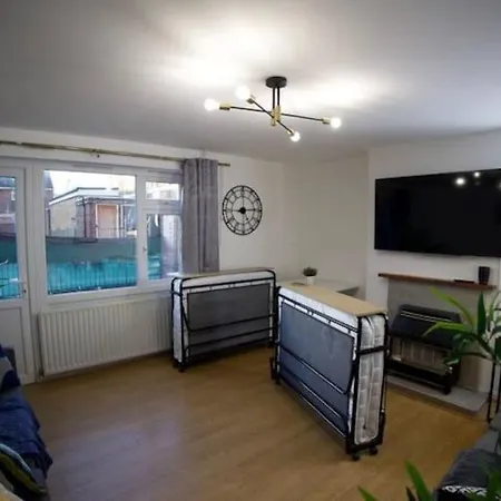 2 Bed Flat With Easy Access To Excel, Central London, City Airport, O2 Apartamento Londres