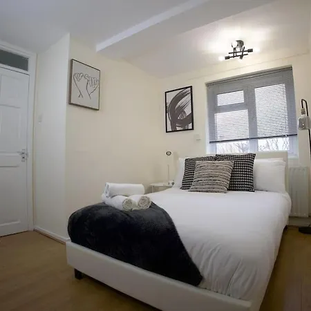 2 Bed Flat With Easy Access To Excel, Central London, City Airport, O2 Apartamento