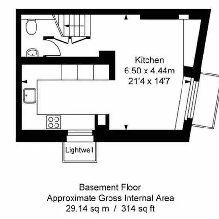 Spacious And Cosy 3brs 5f House In Heart Of Vila
