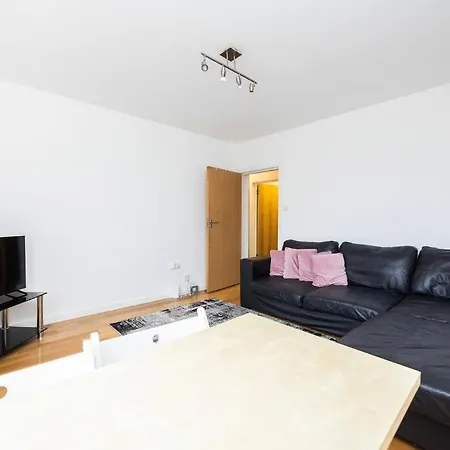 Comfortable 2 Bedroom In Marylebone Apartment