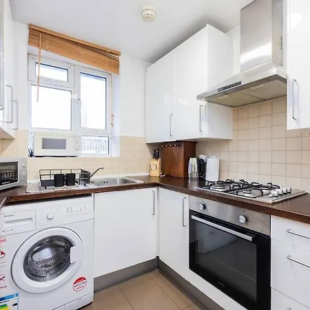 Comfortable 2 Bedroom In Marylebone Apartment London