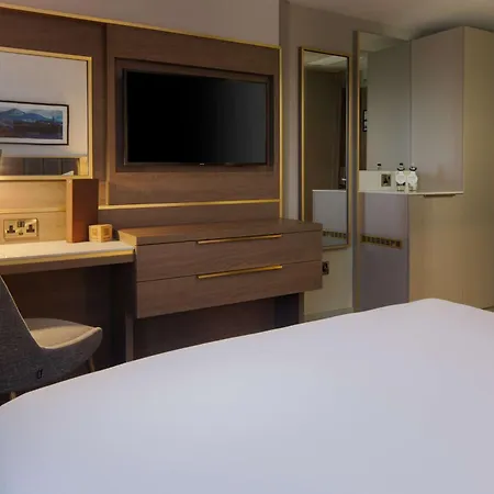 Doubletree By Hilton Angel Kings Cross Hotel 4*