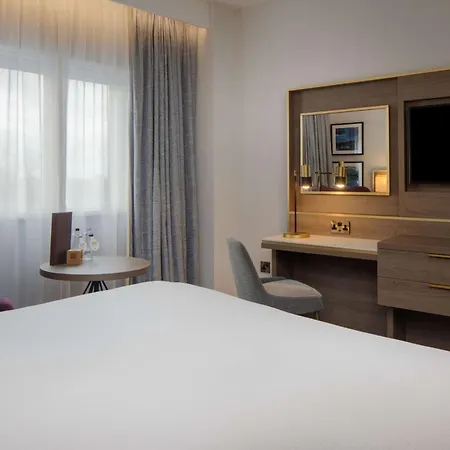 Hotel Doubletree By Hilton Angel Kings Cross 4*