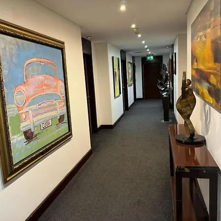 Hotel Rafayel &